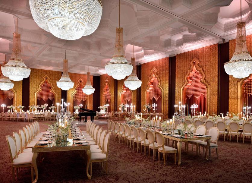 Banquet hall Photo