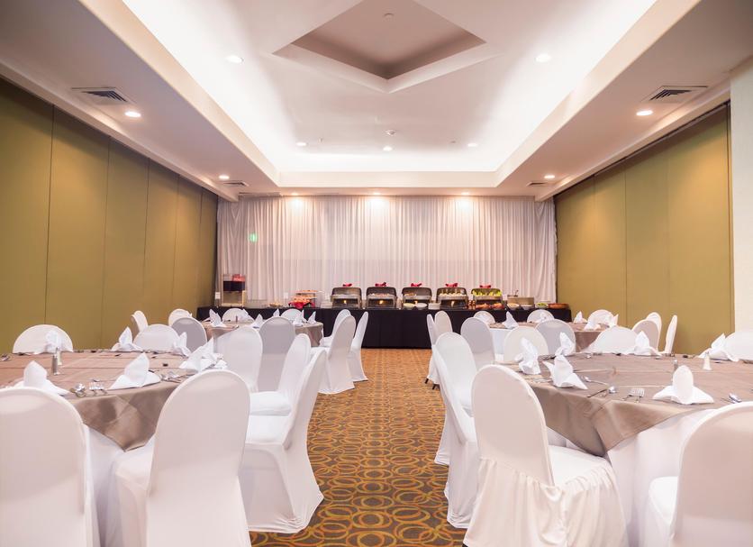Banquet hall Photo