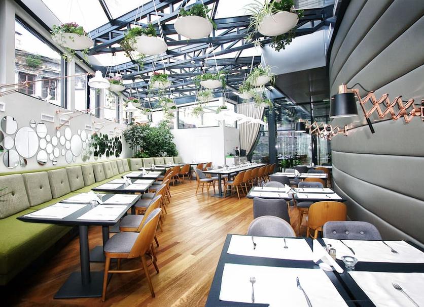 Restaurant Photo