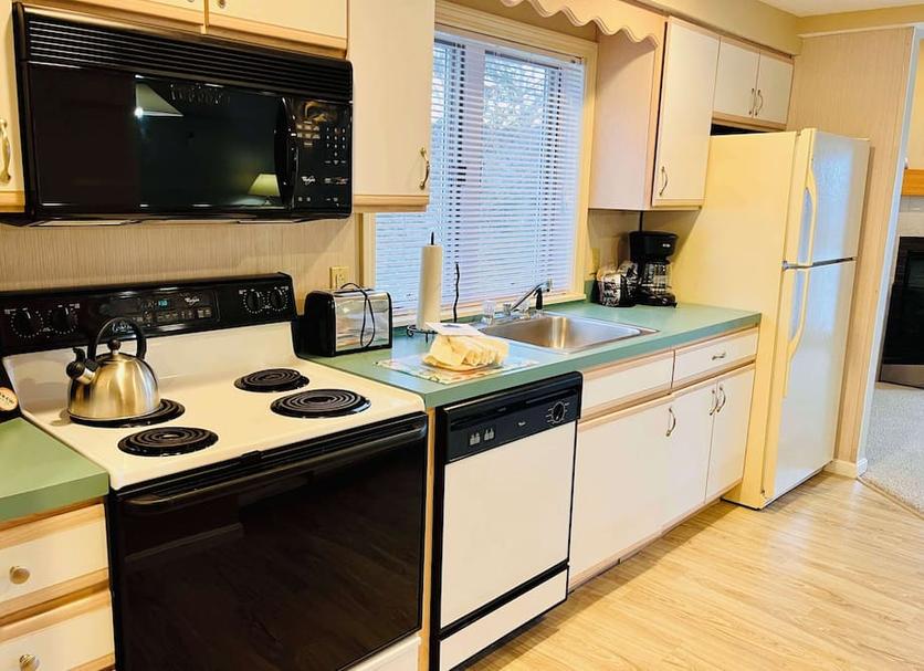 Kitchen Photo