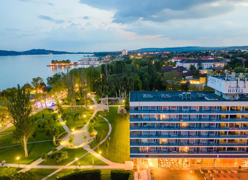 Outdoor view Photo