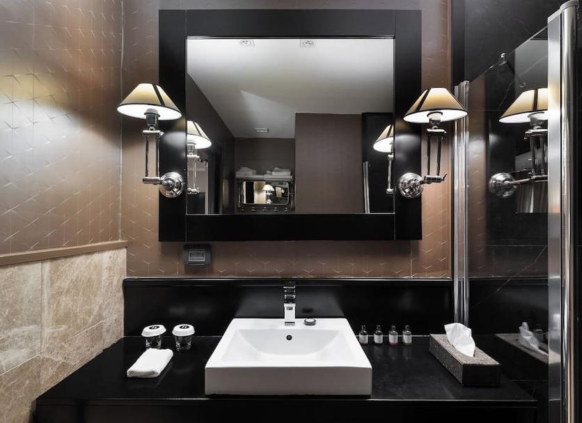 Bathroom Photo