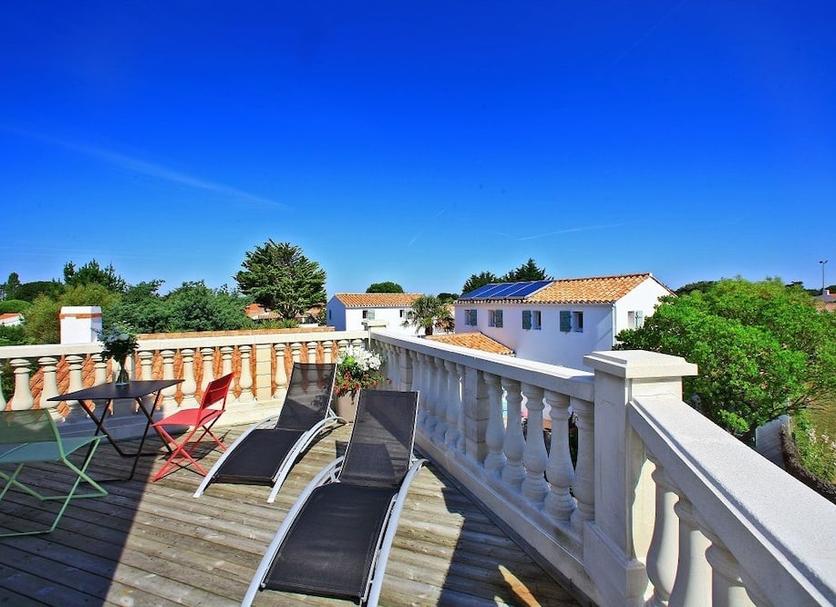 Balcony Photo