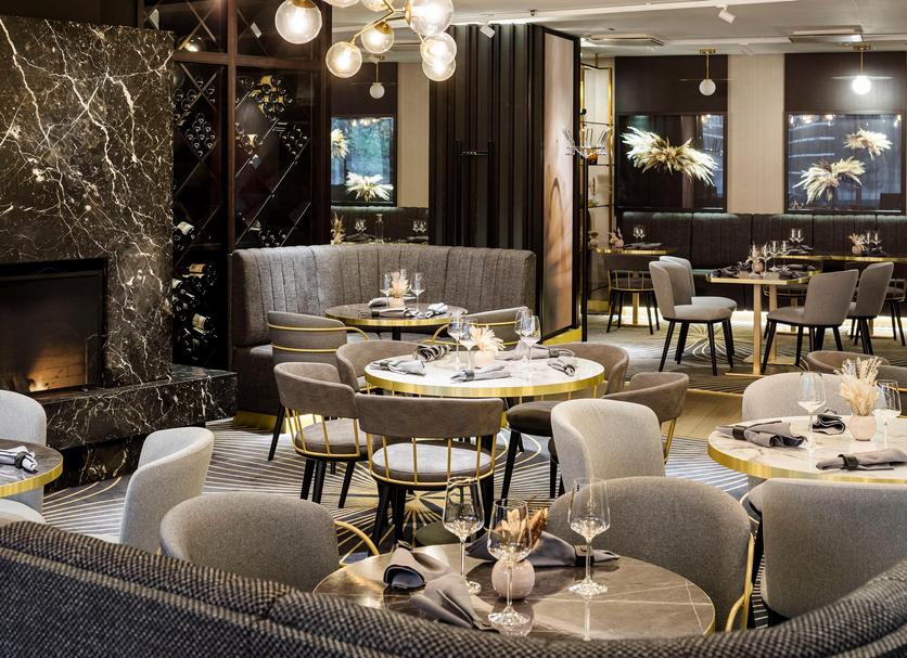 Restaurant Photo
