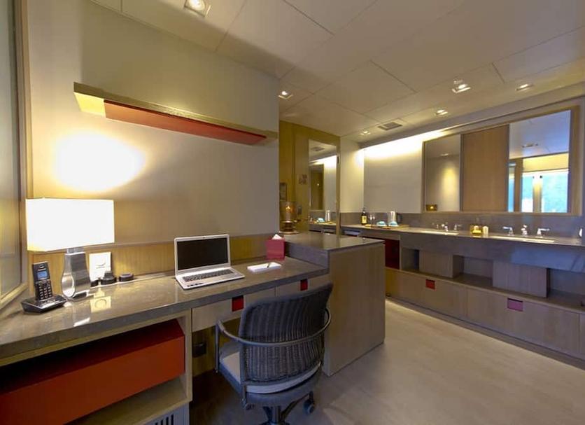 Business centre Photo