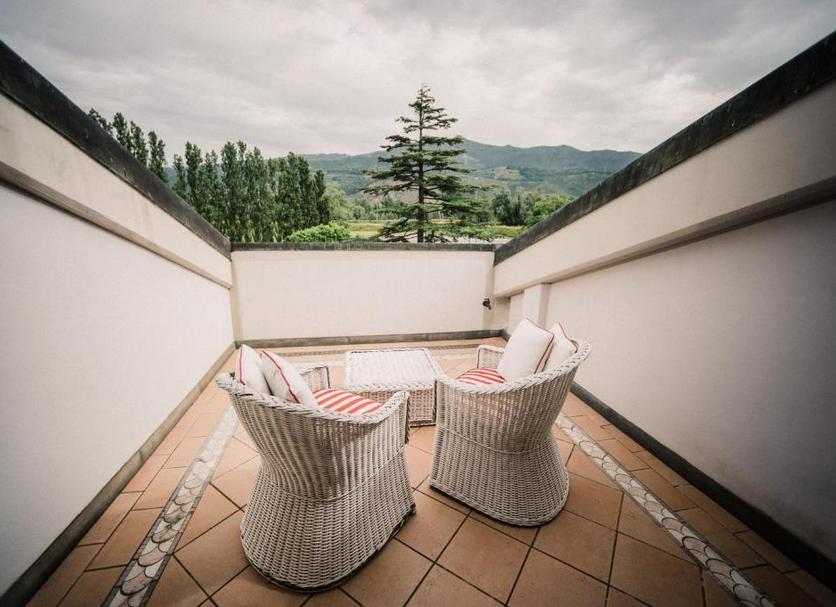 Balcony Photo