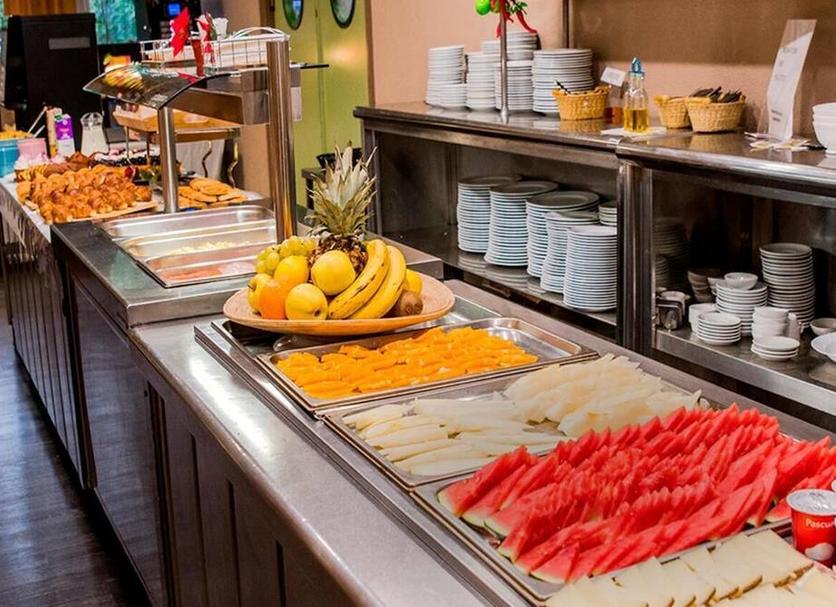 Buffet Photo