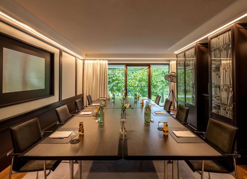 Conference room Photo