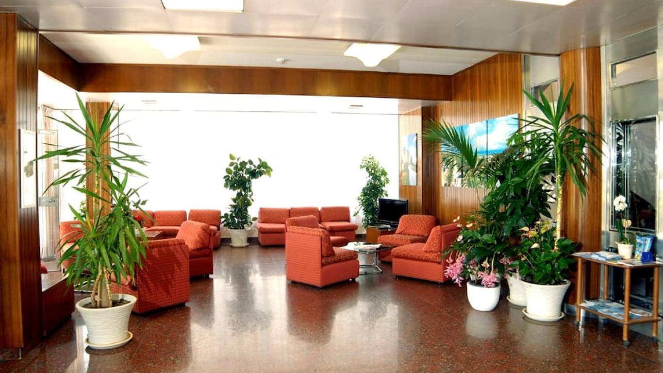 Hotel President