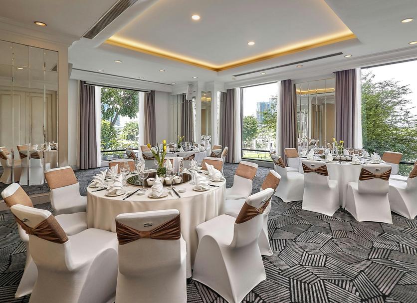 Banquet hall Photo