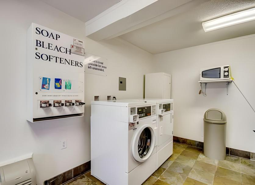 Laundry facility Photo