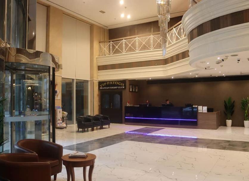 Front desk Photo
