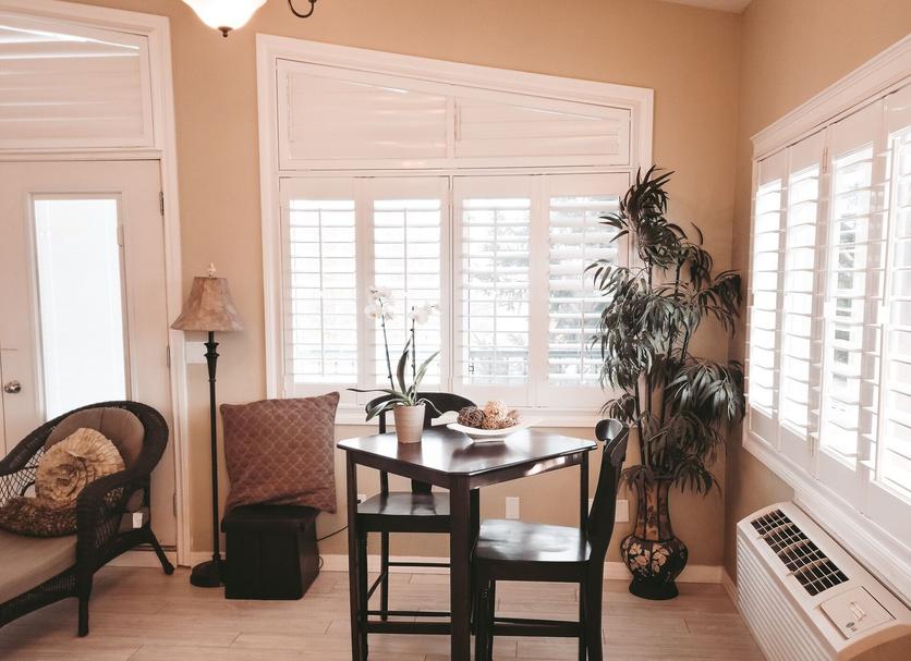 Dining room Photo