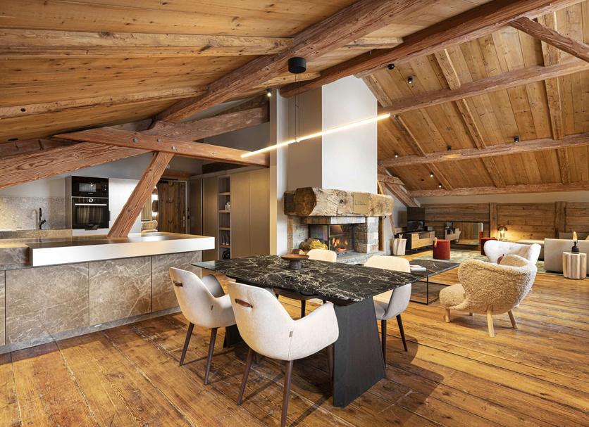 Dining room Photo