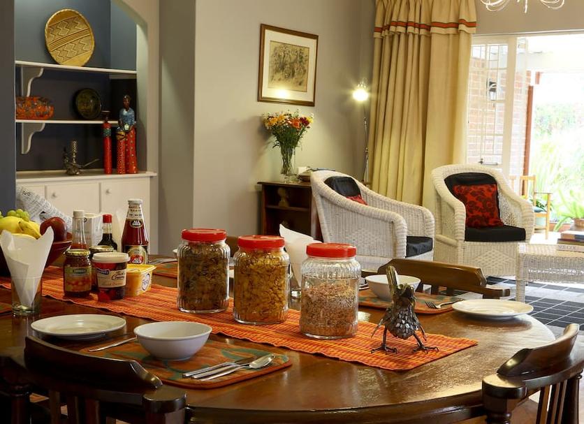 Dining room Photo