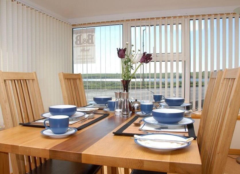 Dining room Photo