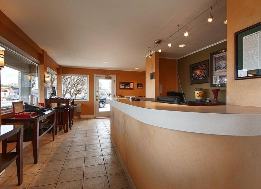 Front desk Photo