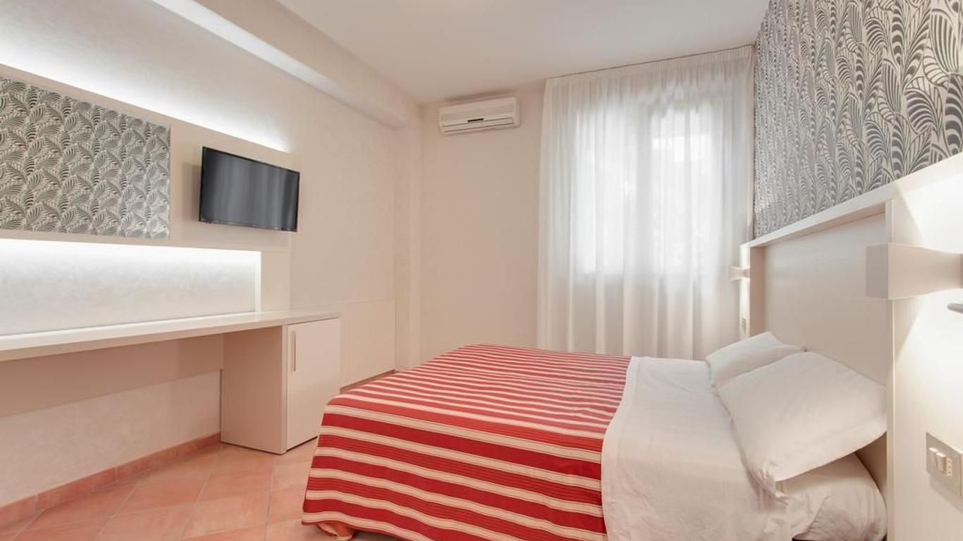 Color Metropolitan Family Hotel