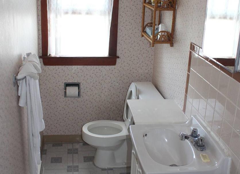Bathroom Photo