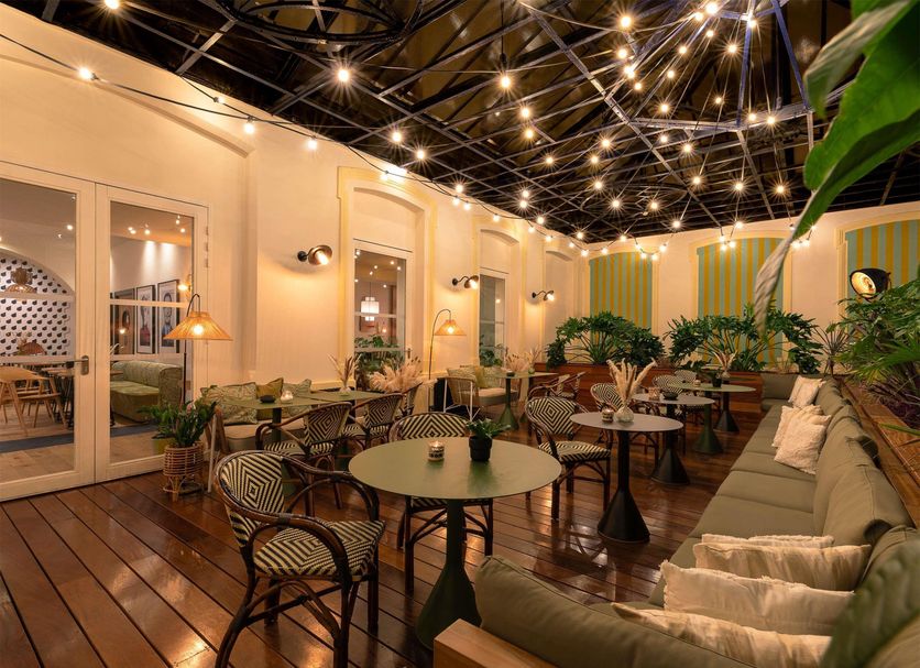 Restaurant Photo