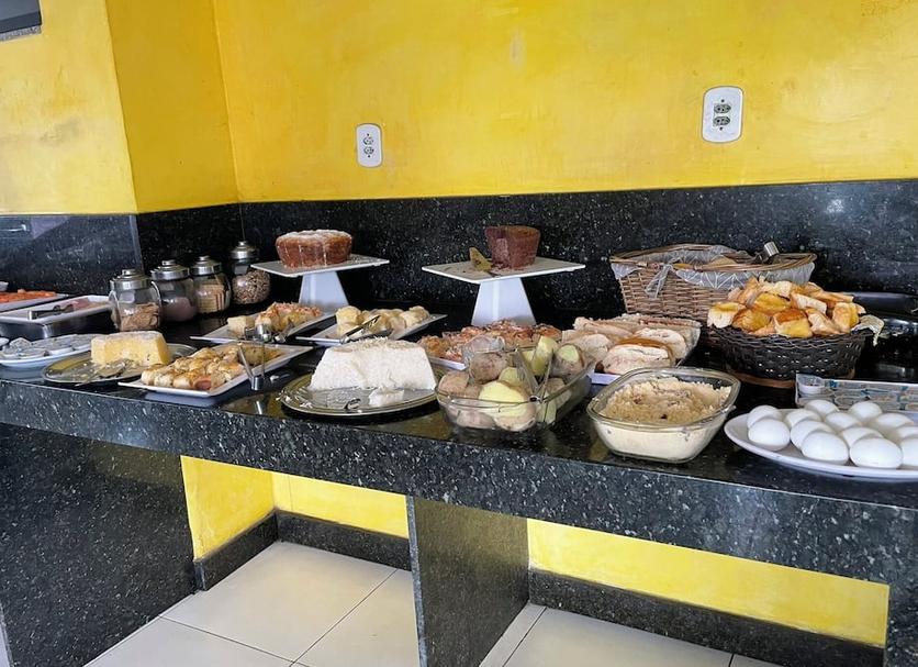 Buffet Photo