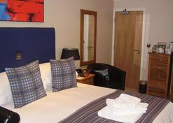 Langtrys - Blackpool - Bedroom