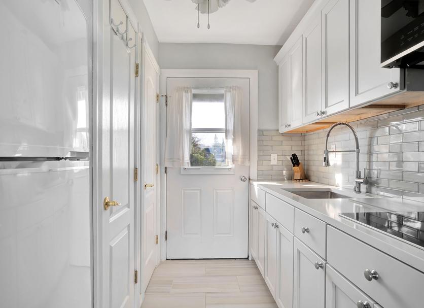 Kitchen Photo