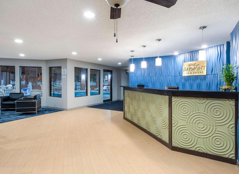 Front desk Photo