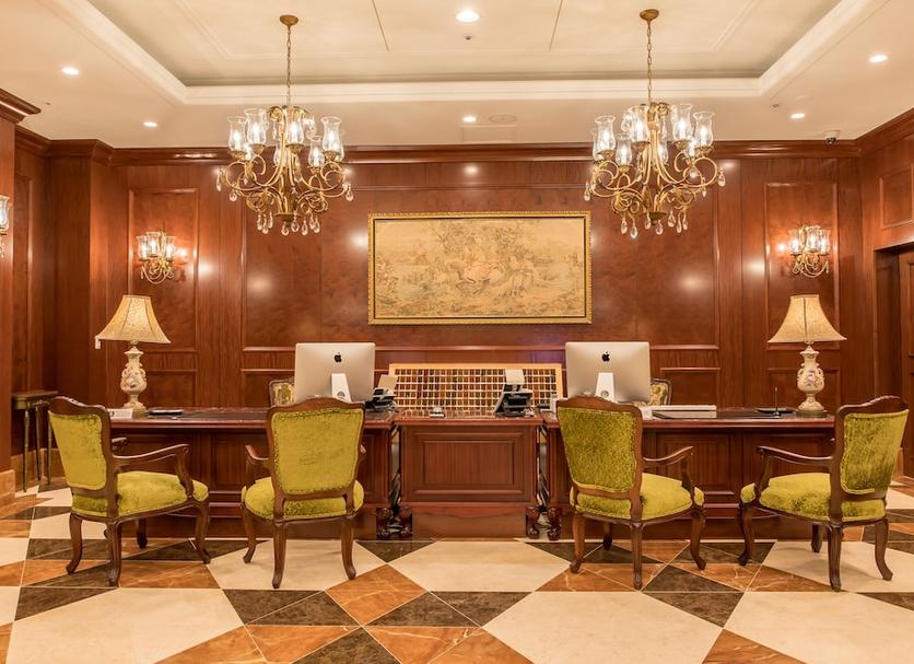 Front desk Photo