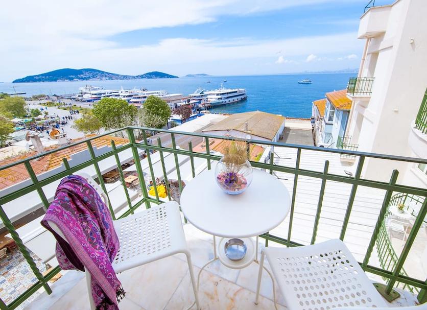 Balcony Photo