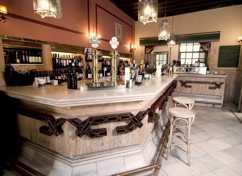 Bar Photo