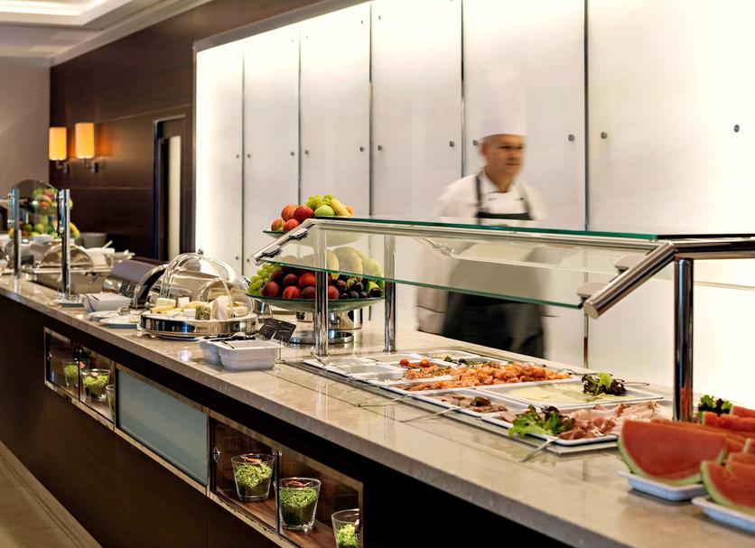 Buffet Photo