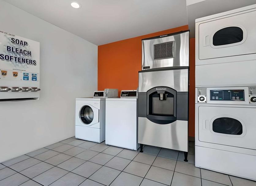 Laundry facility Photo
