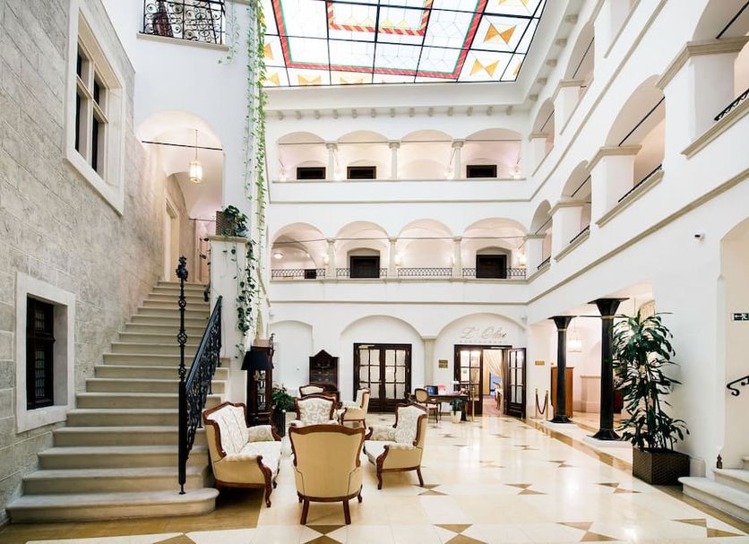 Lobby Photo