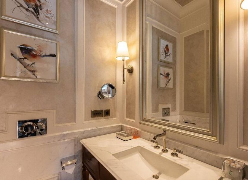 Bathroom Photo