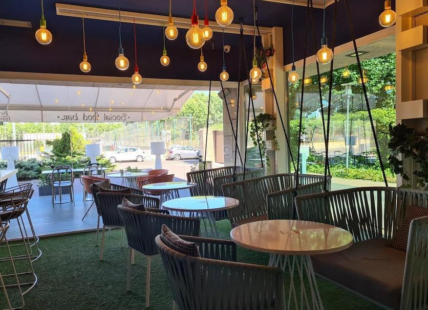 Restaurant Photo
