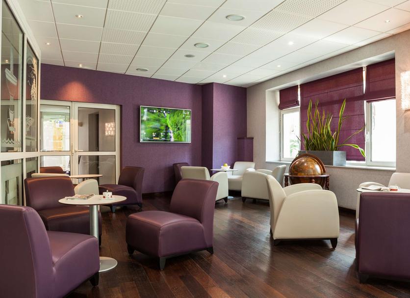 Lounge Photo