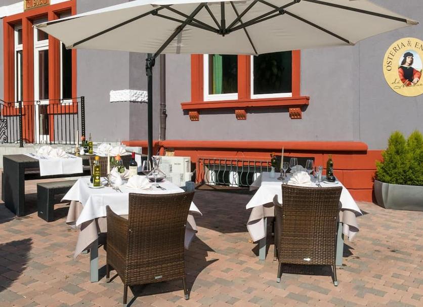 Restaurant Photo