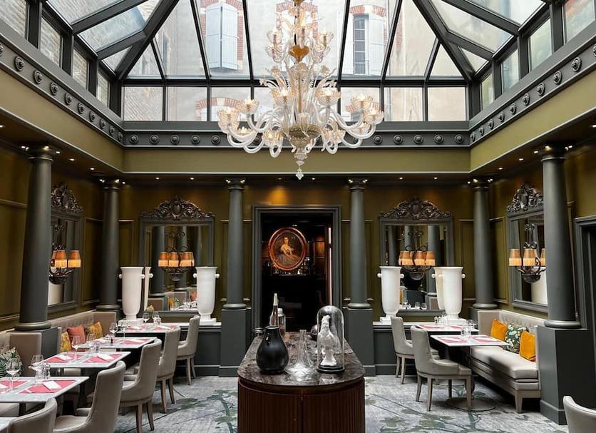 Restaurant Photo