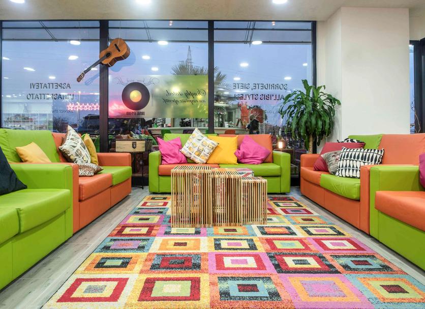 Lounge Photo