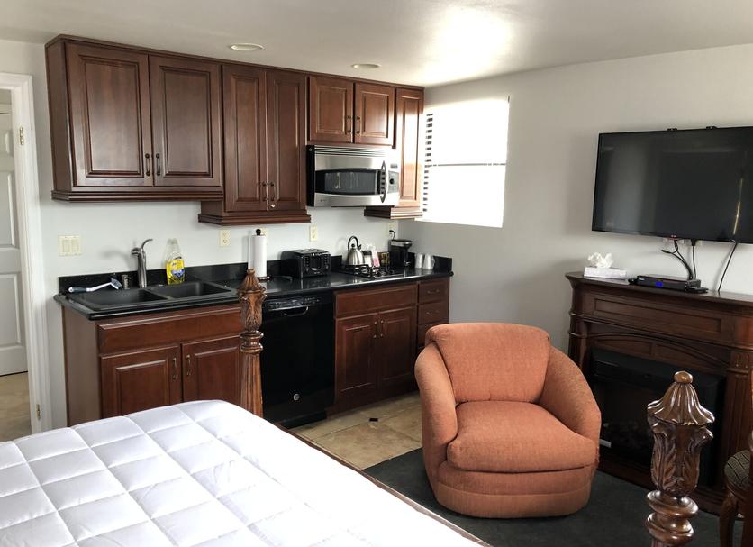 Kitchen Photo