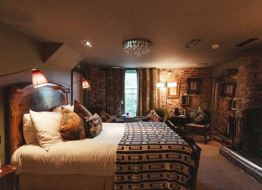 Bedroom Photo