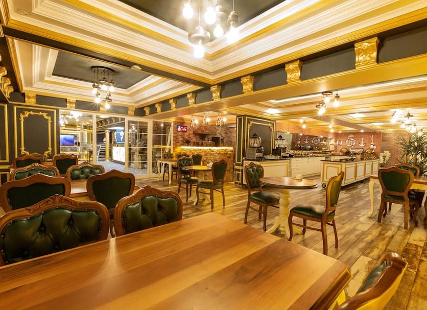 Restaurant Photo