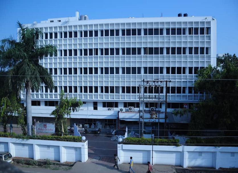 Building Photo