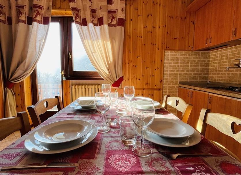 Dining room Photo