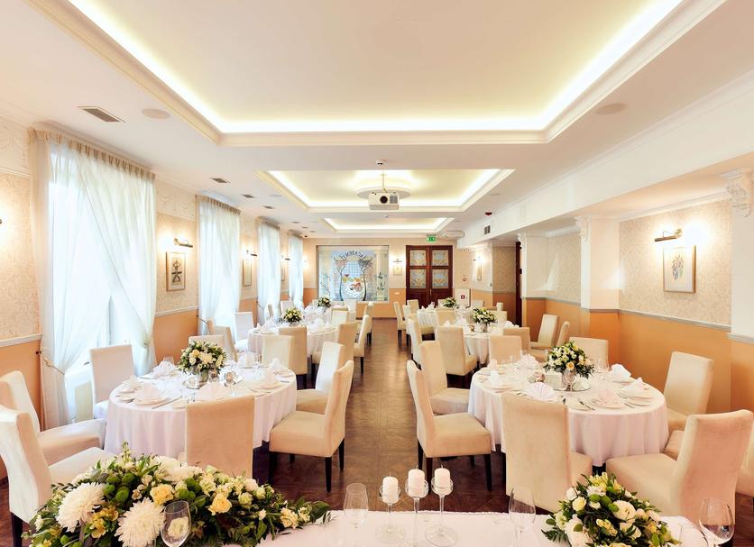 Banquet hall Photo