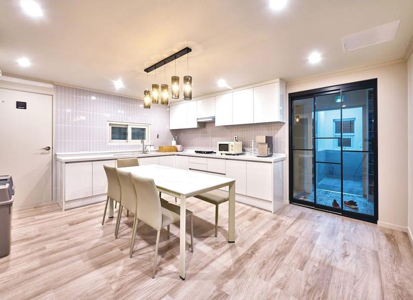 Kitchen Photo