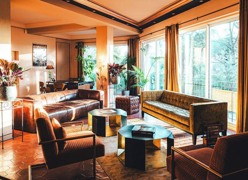 Lounge Photo
