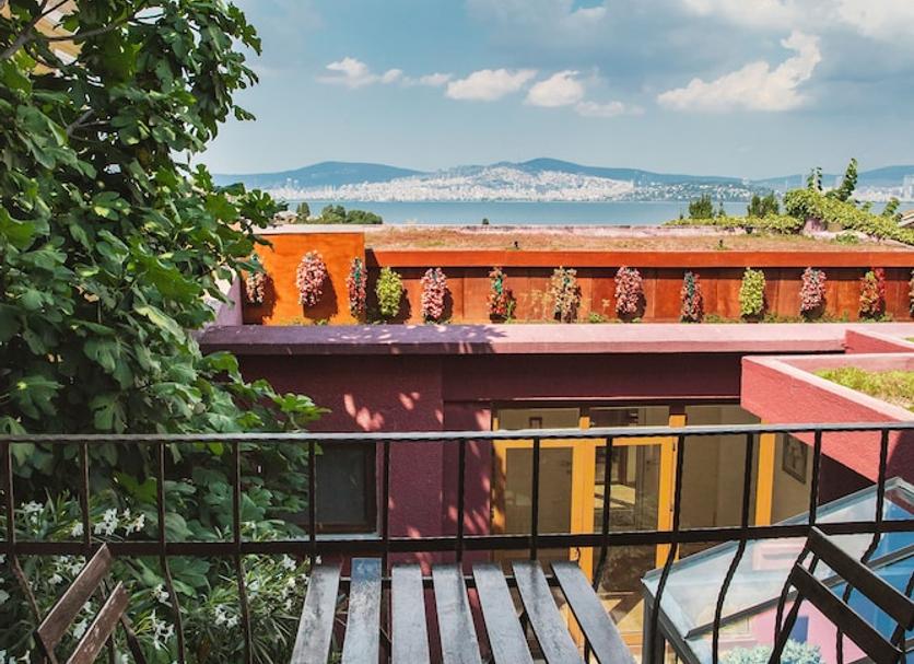 Balcony Photo
