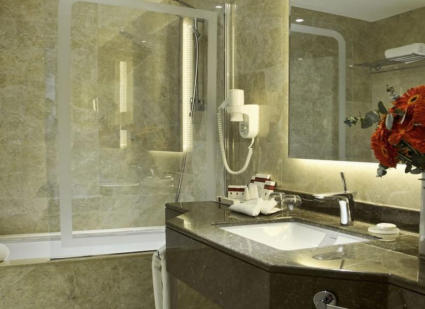 Bathroom Photo